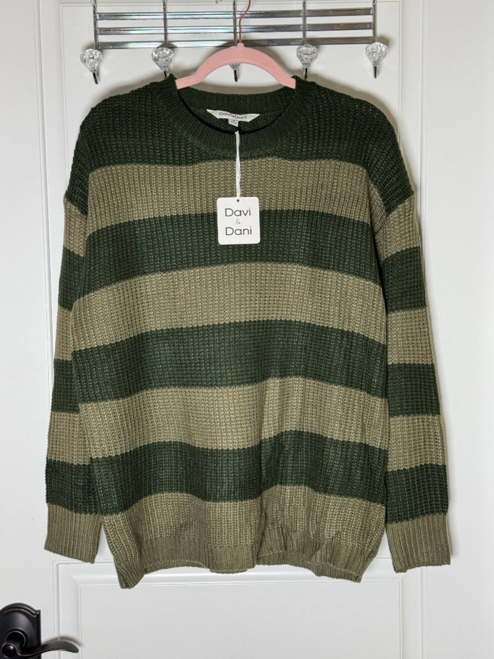 SHADES OF GREEN COLOR BLOCK KNIT SWEATER SIZE MEDIUM - NWT - Picture 10 of 13